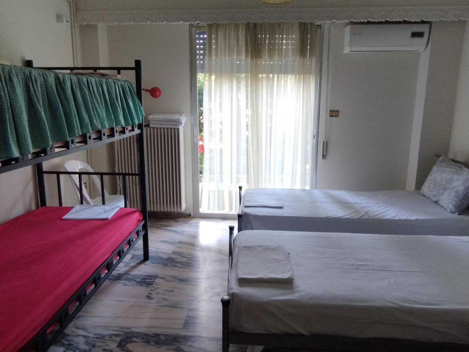 Vacations In Patra Rooms Εξωτερικό φωτογραφία